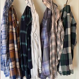 Women’s Plaid button ups